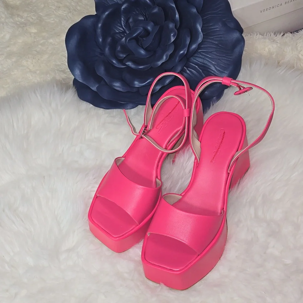 Saks Fifth Magenta Leather Platform Sandals